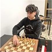 Istruttore FSI, Maestro FIDE di scacchi con più di 12 anni di esperienza nel gioco, Campione Italiano U20 nel 2024