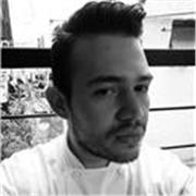 Chef creativo especializado en enseñanza de métodos de cocción y montaje de platillos