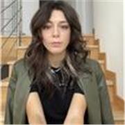 Sei alla ricerca di lezioni umanistiche, come italiano, arte, fotografia? Sei nel posto giusto, con la persona giusta! 