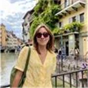 Insegnante di Lingue Esperta: Inglese e Francese a Livello Avanzato per Tutti i Livelli
