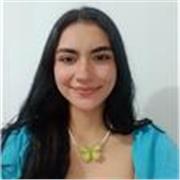 Profesora de clases particulares para niños en el área de matemáticas básicas