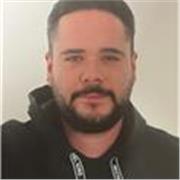 Ingeniero informático con 4 años de experiencia en el sector industrial como desarrollador y en impartir clases a alumnos. 