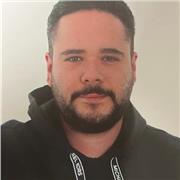 Ingeniero informático con 4 años de experiencia en el sector industrial como desarrollador y en impartir clases a alumnos.