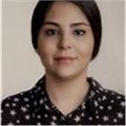 Sono una studentessa di business and management, insegnante di inglese per ragazzi e ragazze