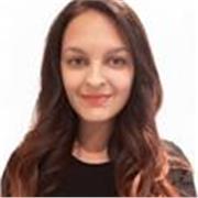 Profesora de Derecho apta para niveles tanto universitarios como para oposiciones.