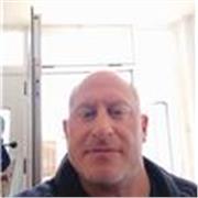 Entrenador formado con decenas de cursos y experiencia, con más de 20 años de experiencia profesional. 