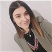 Profesora graduada en Química con experiencia en clases particulares y en aula de matemática, química, física y tecnología.