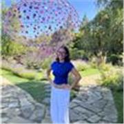 Profesora de francés apta para todas las edades y niveles.