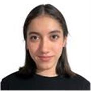 Profesora de matemáticas de distintas edades con experiencia de mas de dos años