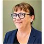 Native italienne expert du domaine maritime et touristique