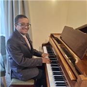 I am a teacher with thirty years experience . Learn Piano from the expert . I teach all styles from beginners to advanced