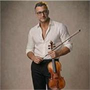 Insegnate laureato offre lezioni di pianoforte e tastiera elettrica