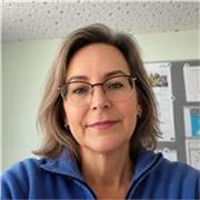 Erfahrene Ausbilderin bietet Nachhilfe für Grundschulkinder – geduldig, motivierend und individuell