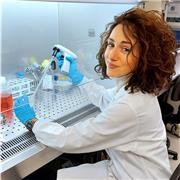 Biologa ricercatrice è disponibile per lezioni di matematica, biologia e scienze