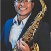 Profesor de saxofón da clases online a todos los niveles