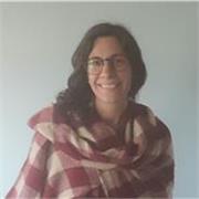 Profesora de español y literatura para adultos y niños