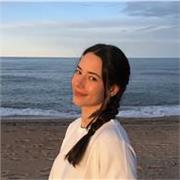 Professora de català per a adolescents, nouvinguts, adults, etc