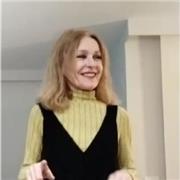 I am Isabelle, a native french tutor in Marbella (Spain) and online