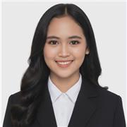 English tutor offering online lessons for learners of all ages.