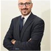 Esperienza decennale come tutor per preparazione esami università. 