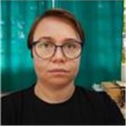 Professora de português com experiência e qualificação