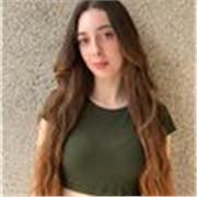 Profesora de Lengua Castellana y Literatura todos los niveles.