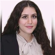 Diplomata al Liceo classico, laurea triennale in psicologia, laurea magistrale in psicologia clinica, sono iscritta all'albo.