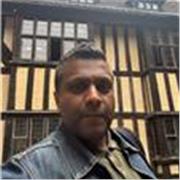 I am a Health & Well-being coach who helps students create a healthy balance enabling them to thrive 