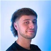 Prof de design confirmé avec de solide base dans le milieu professionnel. 