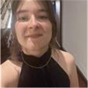 Profesora titulada en First Certificate Exam, estudiando la carrera de educación infantil en inglés y preparándome para sacarme C1