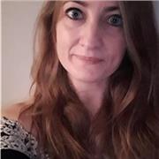 Insegnante laureata economia aziendale , diritto, matematica e geografia