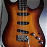 Guitariste d'expérience propose un enseignement technique et théorique pour débutants jusqu' aux pratiquants de bon niveau pour booster votre jeu et votre compréhension de l'instrument