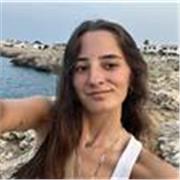 Estudiante del grado de Educación Primaria con practicas ya realizadas. Me encanta enseñar y poder ayudar.