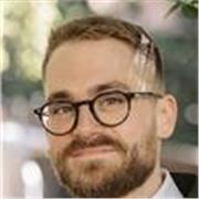 Profesor nativo de francés, titulado, con 9 años de experiencia.