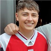 I am a scientist working in oncology research and can teach both GCSE and A level biology courses