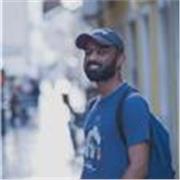 Musik-Tutor teaching students of ages 15 and above (including adults)