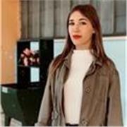 Laureanda in economia, offro ripetizioni a ragazzi che frequentano le scuole medie su tutte le materie e ripetizioni di matematica e lingue a ragazzi che frequentano il liceo. Inoltre, a livello universitario, offro ripetizioni di economia aziendale e di 