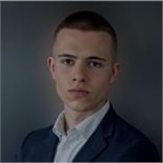 Engagierter Englisch-Nachhilfelehrer mit Schwerpunkt auf Business English