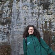 Chica estudiante de Magisterio Primaria ofrece clases particulares