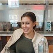 Studentessa di medicina per ripetizioni di matematica