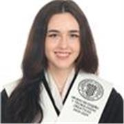Soy una chica graduada en Diseño Gráfico y Tecnologías Creativas en la UPV