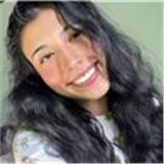 Profesora de Español nativa de Colombia, con gran dinamismo para la enseñanza y joven, siempre dispuesta a colaborar