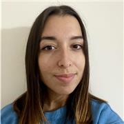 Scrivimi se hai bisogno di aiuto con i tuoi compiti di lingua inglese! :)