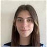 Studentessa al quarto anno del liceo artistico-indirizzo architettura e ambiente