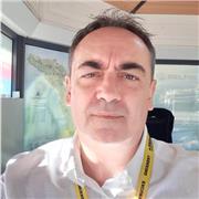 Puedo impartir clases de apoyo hasta un nivel avanzado en inglés, francés y español