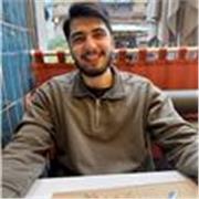 Prof particulier à distance donnant des cours sur le sport, les matières scientifiques et le français.