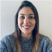 profesor de clases de química y biología