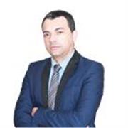 Profesor con Máster en Fiscalidad, más de 10 años de experiencia 