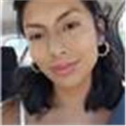 Profesora de química para alumnos de secundario