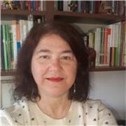 Docente di lingua e letteratura spagnola impartisce lezioni di spagnolo a studenti di ogni ordine e grado e ad adulti